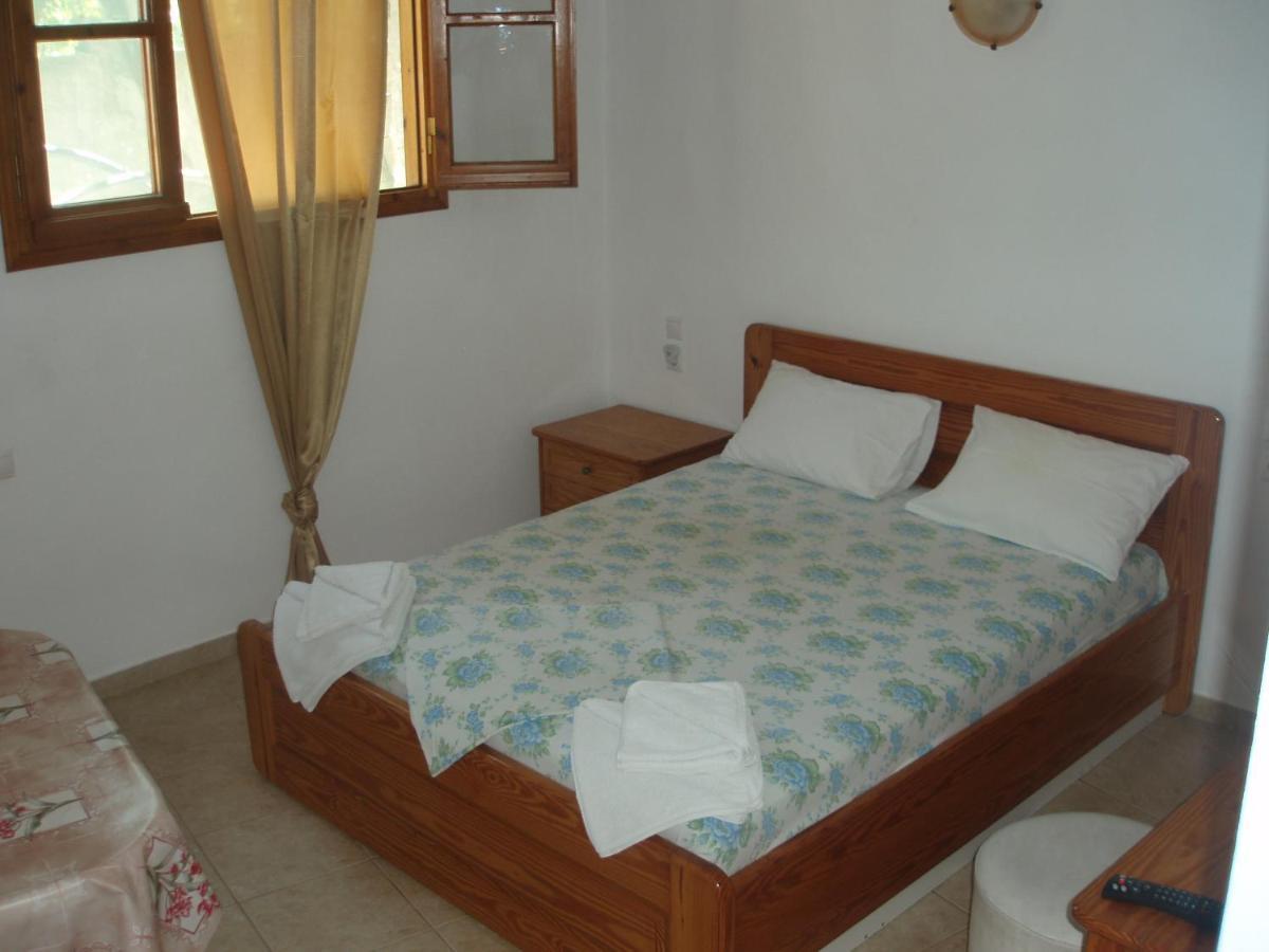 Skiathos Studios Hl Exterior photo