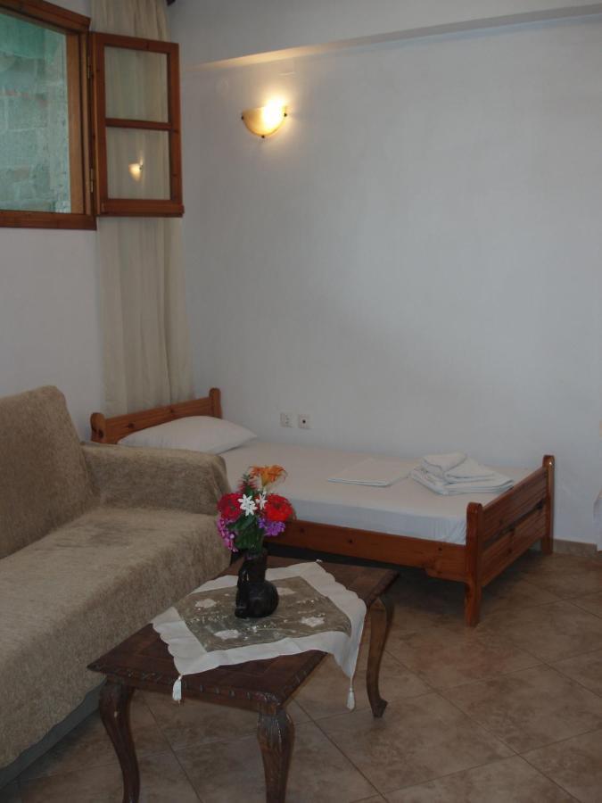 Skiathos Studios Hl Exterior photo